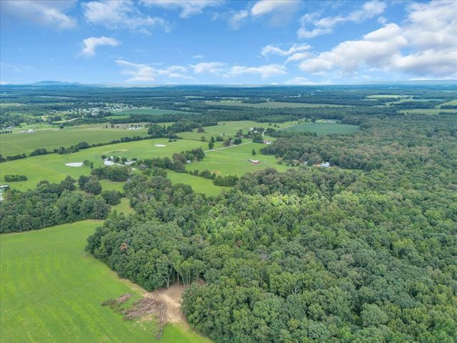 204 Charlie Crosslin Rd, Manchester, TN 37355