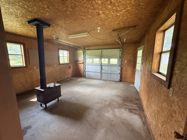 204 Charlie Crosslin Rd, Manchester, TN 37355