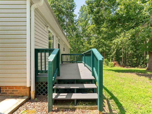 300 Cooley Road, Campobello, SC 29322