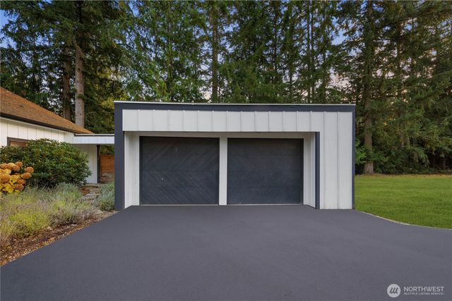 7610 220th Avenue NE, Redmond, WA 98053