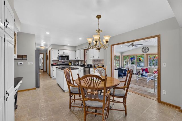 8419 110th AVENUE, Pleasant Prairie, WI 53158
