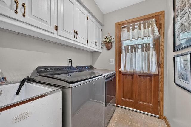 8419 110th AVENUE, Pleasant Prairie, WI 53158