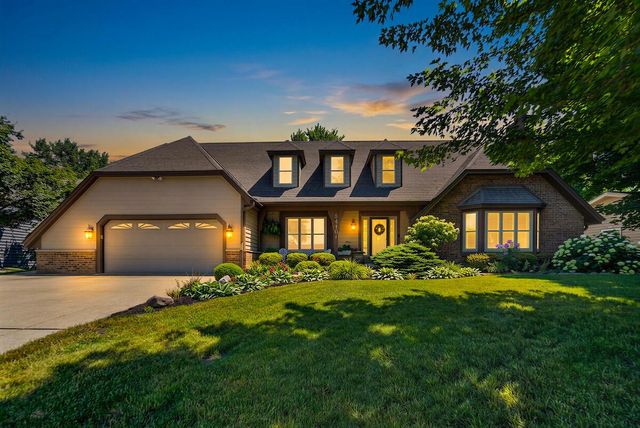 8419 110th AVENUE, Pleasant Prairie, WI 53158