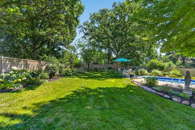 8419 110th AVENUE, Pleasant Prairie, WI 53158