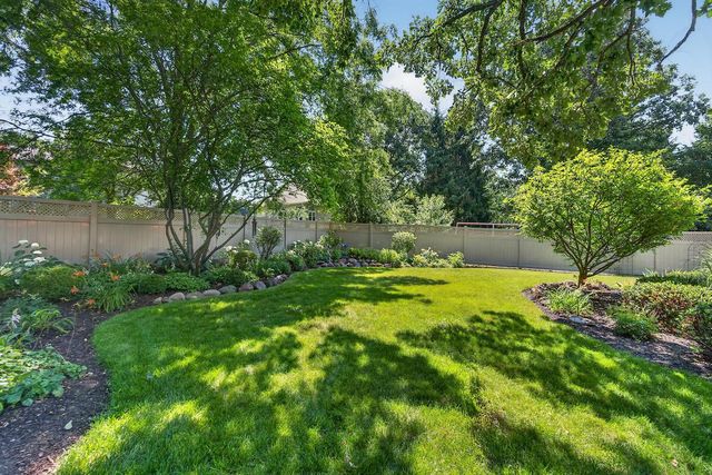 8419 110th AVENUE, Pleasant Prairie, WI 53158