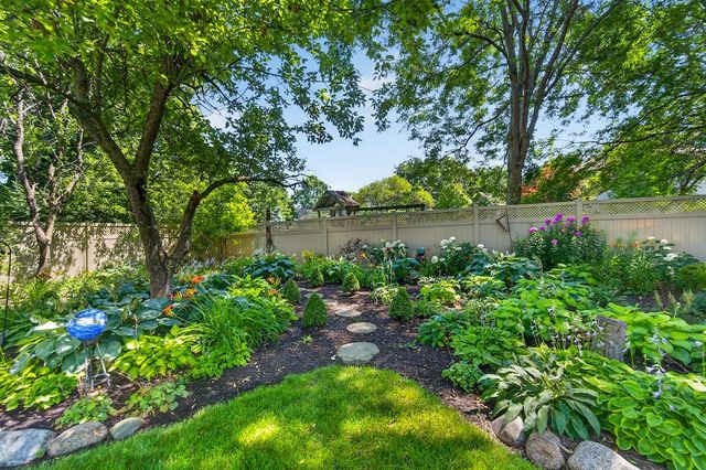 8419 110th AVENUE, Pleasant Prairie, WI 53158