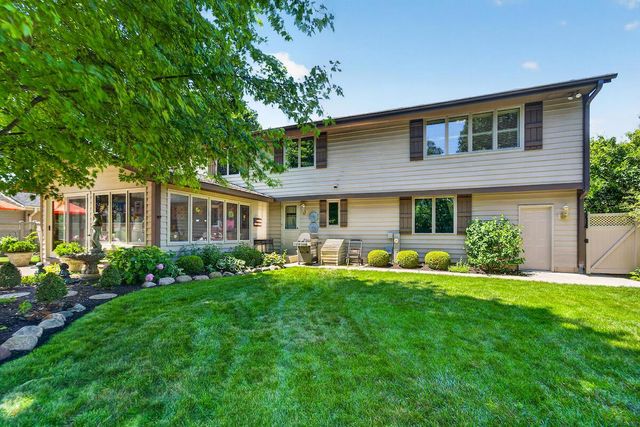 8419 110th AVENUE, Pleasant Prairie, WI 53158