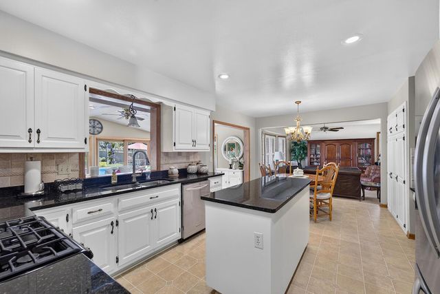 8419 110th AVENUE, Pleasant Prairie, WI 53158