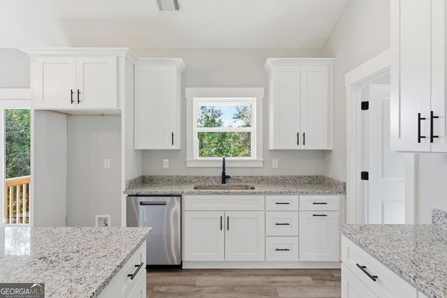 271 Thomas Road, Dallas, GA 30132