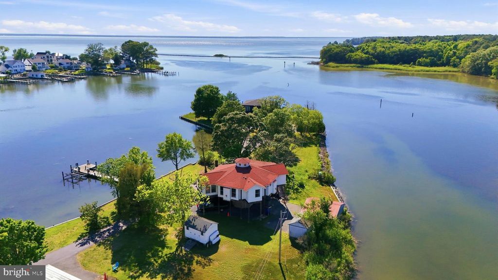 Image 1 of property listing at 13008 PINE GROVE RD, Newburg, MD 20664