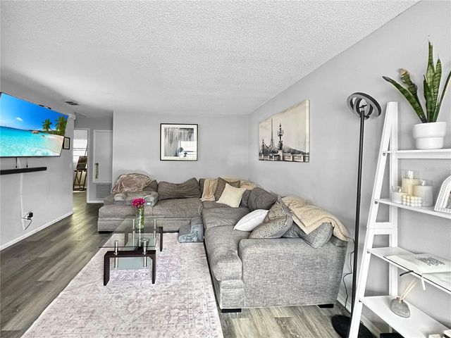 226 4TH STREET, Lake Mary, FL 32746