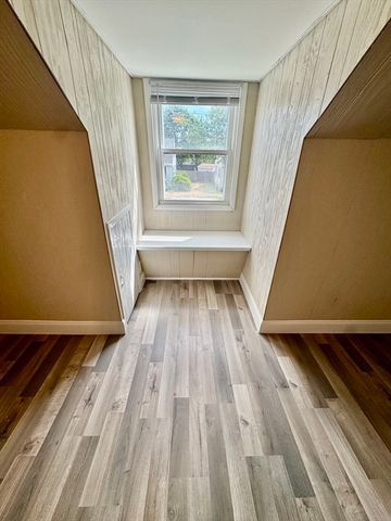 295 Kingsley Road sing family, Hull, MA 02045