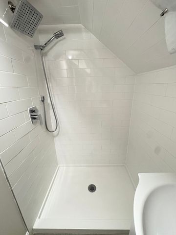 295 Kingsley Road sing family, Hull, MA 02045