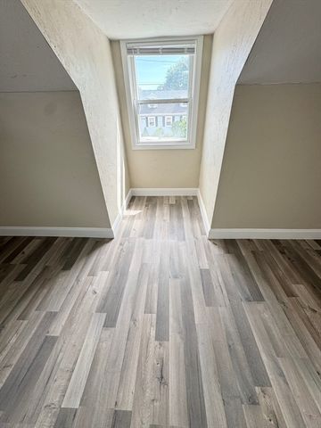 295 Kingsley Road sing family, Hull, MA 02045