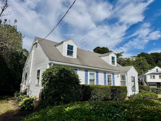 295 Kingsley Road sing family, Hull, MA 02045