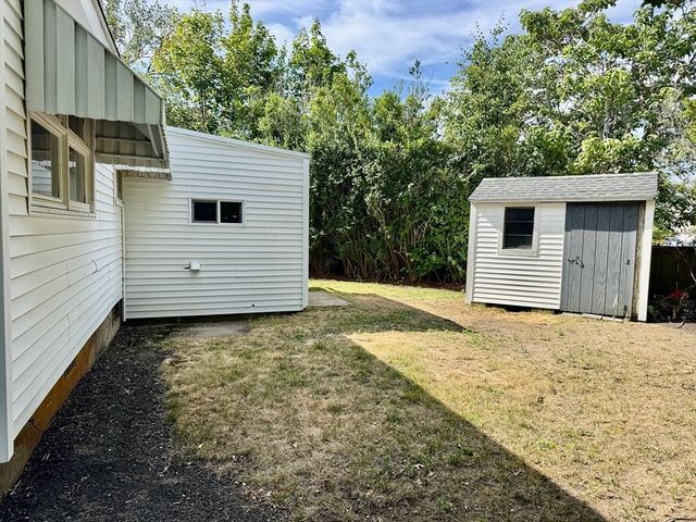 295 Kingsley Road sing family, Hull, MA 02045