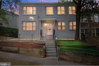 15 GALVESTON PL SW, Washington, DC 20032