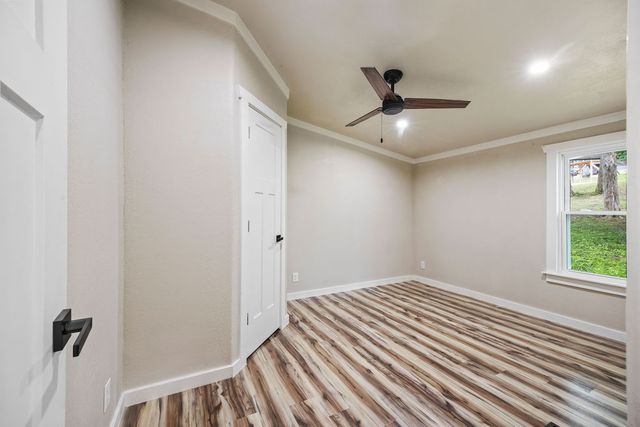 8431 Navajo Trail, Rogers, AR 72756