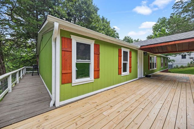 8431 Navajo Trail, Rogers, AR 72756