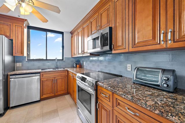 400 Ocean Trail Way 601, Jupiter, FL 33477