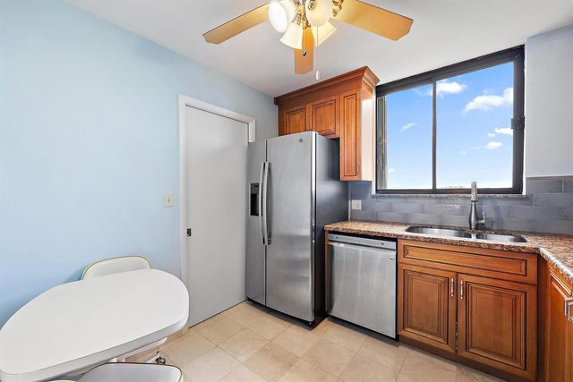 400 Ocean Trail Way 601, Jupiter, FL 33477
