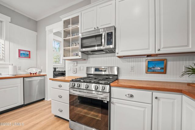 1 Colony Court, Beaufort, SC 29906