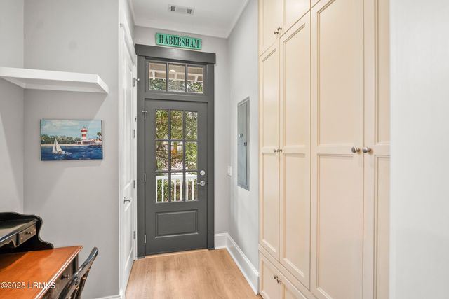 1 Colony Court, Beaufort, SC 29906