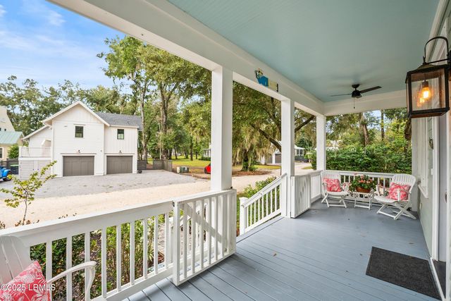 1 Colony Court, Beaufort, SC 29906