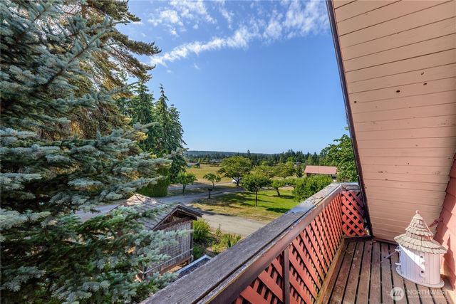 141 Bay Ridge Place, Sequim, WA 98382