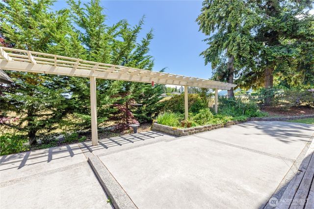 141 Bay Ridge Place, Sequim, WA 98382