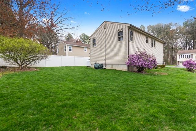 32 Criterion Rd, Reading, MA 01867
