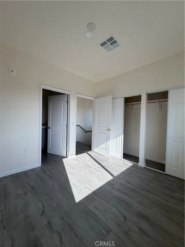 11808 Hart 203, North Hollywood, CA 91605