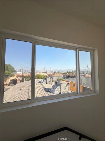 11808 Hart 203, North Hollywood, CA 91605