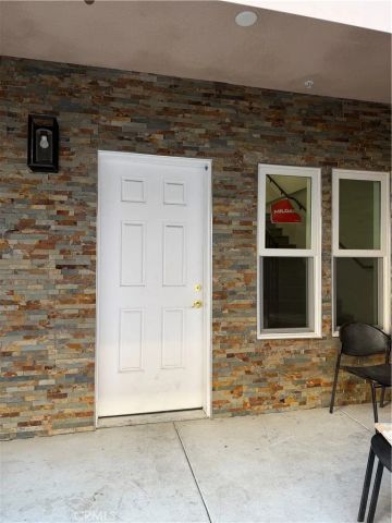 11808 Hart 203, North Hollywood, CA 91605