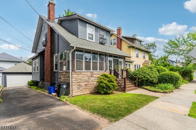 35 Richelieu Pl, Newark City, NJ 07106