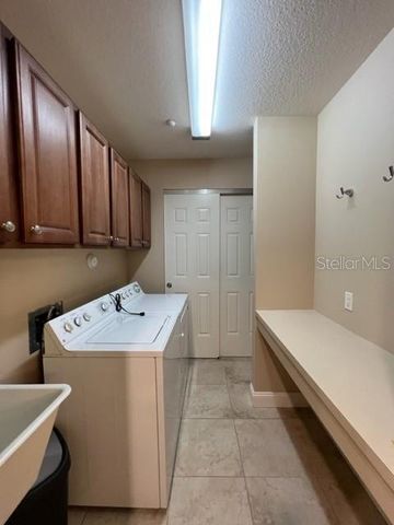 7710 LAKE VISTA COURT 303, Lakewood Ranch, FL 34202