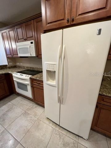 7710 LAKE VISTA COURT 303, Lakewood Ranch, FL 34202