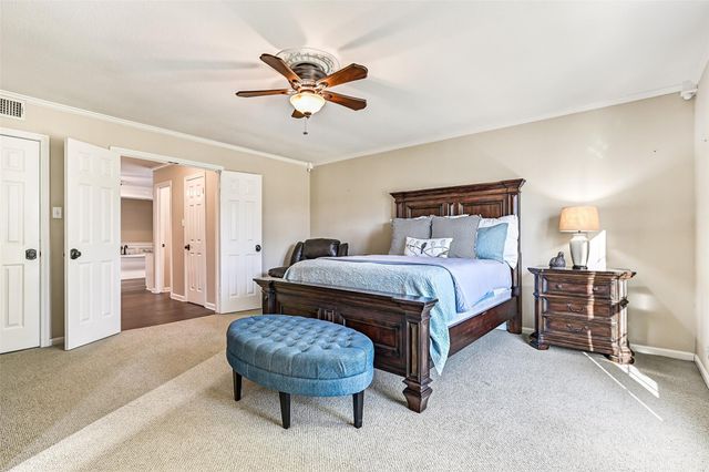 2536 22nd Avenue N, Texas City, TX 77590