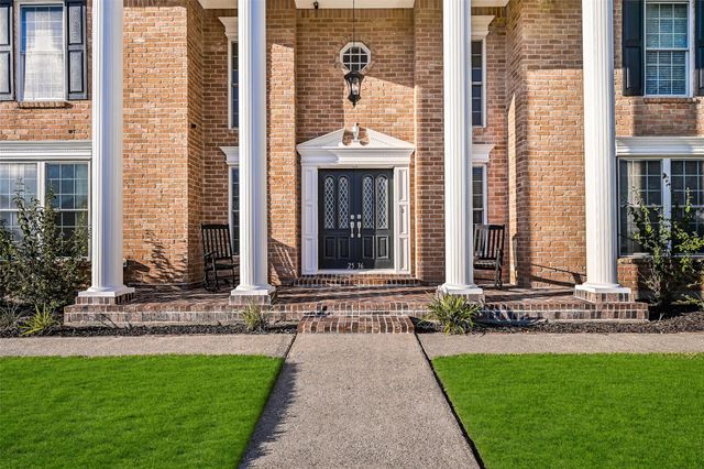 2536 22nd Avenue N, Texas City, TX 77590