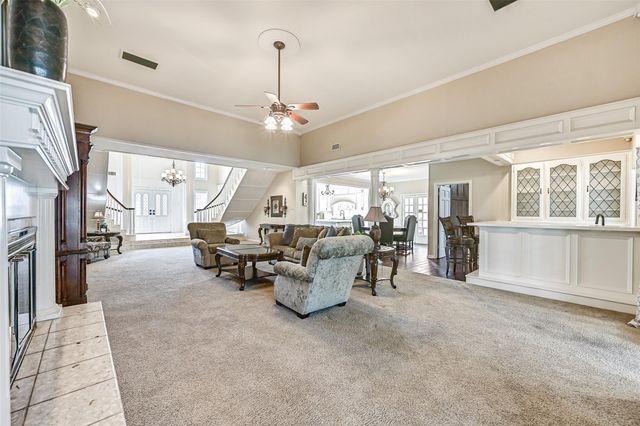 2536 22nd Avenue N, Texas City, TX 77590