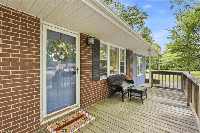 5370 Macy Grove Road, Kernersville, NC 27284