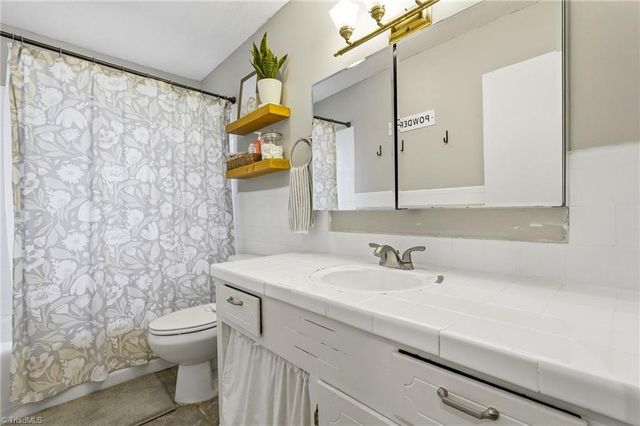 5370 Macy Grove Road, Kernersville, NC 27284