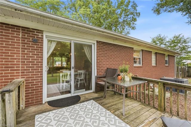 5370 Macy Grove Road, Kernersville, NC 27284
