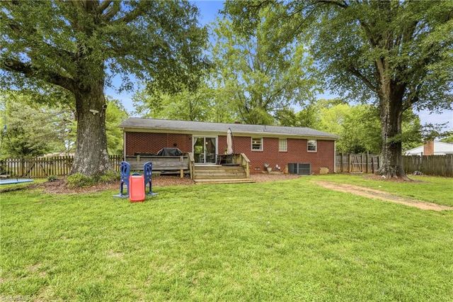 5370 Macy Grove Road, Kernersville, NC 27284
