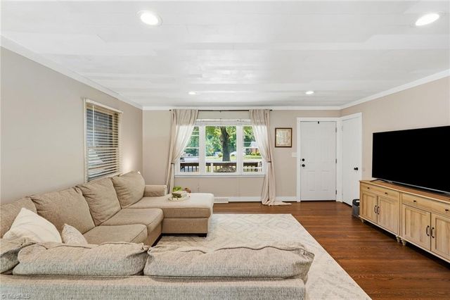 5370 Macy Grove Road, Kernersville, NC 27284