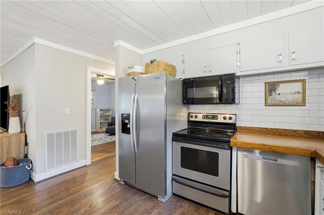 5370 Macy Grove Road, Kernersville, NC 27284