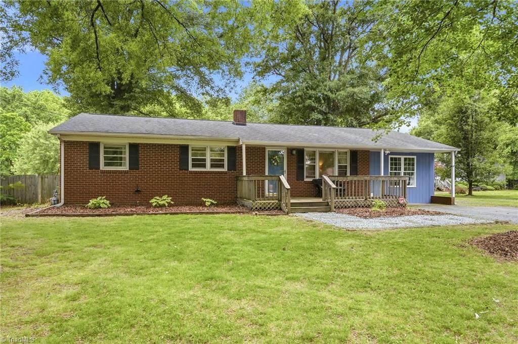 5370 Macy Grove Road, Kernersville, NC 27284