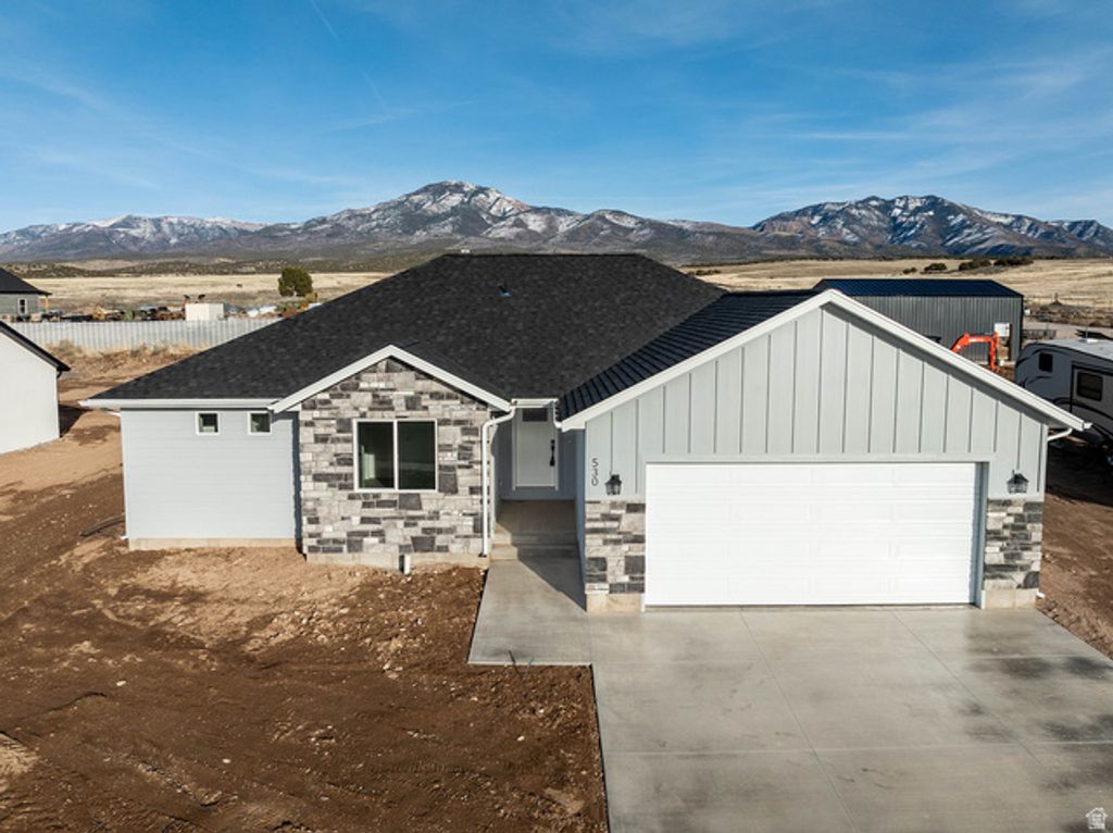 530 N 230 E, Fillmore, UT 84631