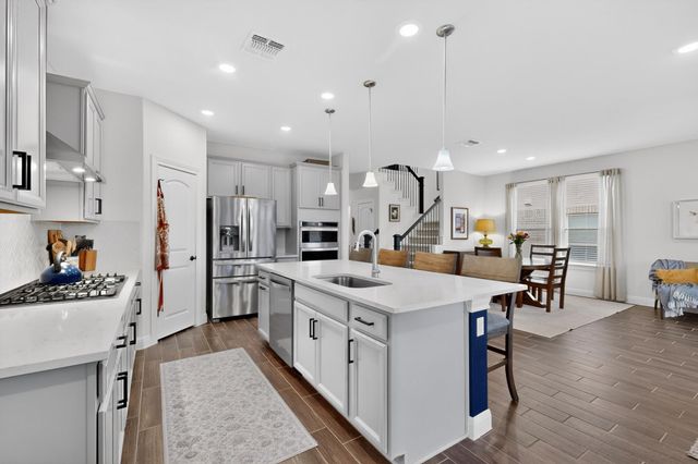 534 Grace Lilly DR, Buda, TX 78610