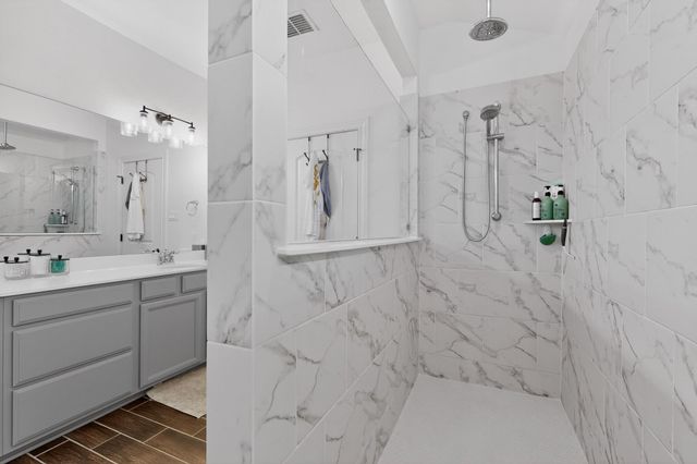 534 Grace Lilly DR, Buda, TX 78610